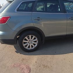 2010 Mazda SUV  2000 Smoged and Insured