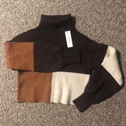 Francesca’s Turtleneck Sweater Cropped 