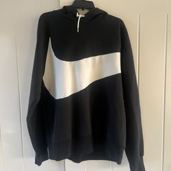 Nike Black & White Swoosh Hoodie — Men’s Large — NEW WITH TAGS (NWT) 