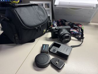 Canon EOS M10 - Mirrorless Digital Camera