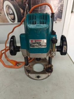 Makita Router 3612BR Tool DeWalt Milwaukee Kobalt Craftsman Plunge Woodworking Carpentry Furniture