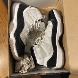 Men’s/Boys 7  Jordan 11s  Concords 1995 Release 