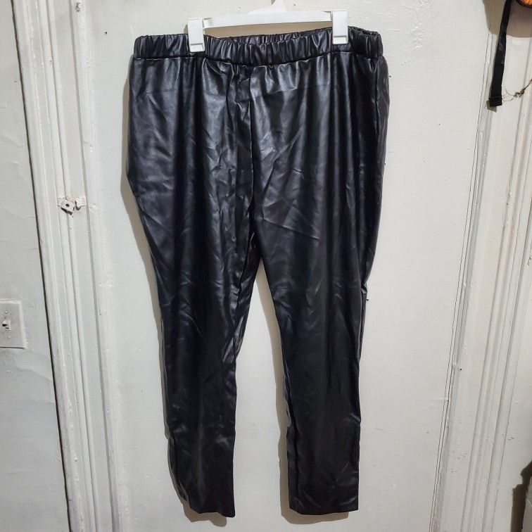 Women's Faux Leather Pants size 2x