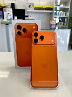 iPhone 17 Pro Max 512GB  Unlocked (Financing Available)