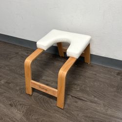 Feetup Headstand Stool