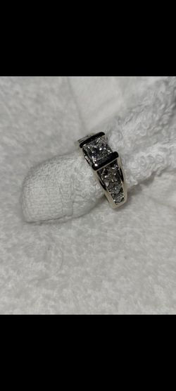Engagement Ring Thumbnail