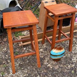 2 Bar Stools