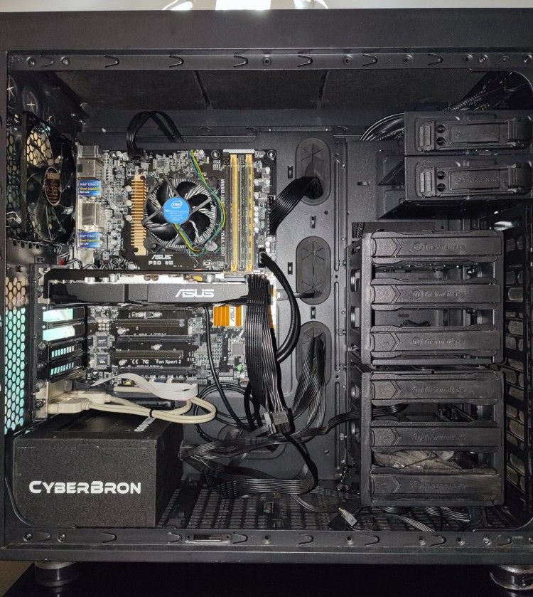 Budget Gaming PC Xeon RX 580 8Gb 20Gb