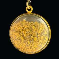 10k yellow gold frame 20k gold nugget vintage glass pendant locket charm