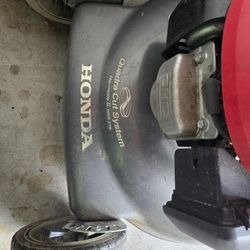 Honda Lawnmower Harmony II HRR 216