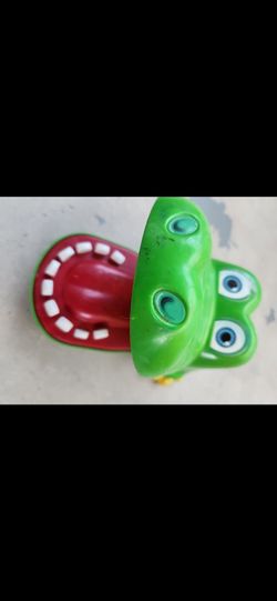 Frog Dentist Biting Game Toy