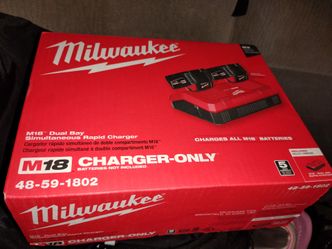 New Milwaukee dual charging port 48-59-1802