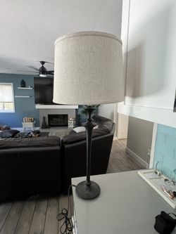 Black Heavy Duty Lamp