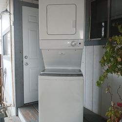 Whirlpool Stackable Washer And Dryer 