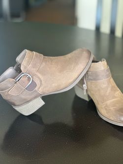Clark’s booties