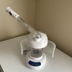 Facial Steamer With Rotating Arm Works Great 