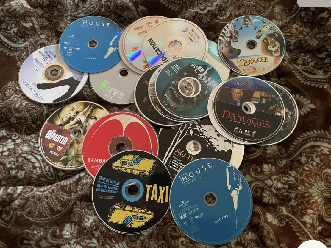 100 DVD CD Lot Scratched Needing Repair Great For Flea Marketers Or Crafts !