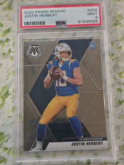 2020 Panini Mosaic - Rookies #204 Justin Herbert Rookie Card PSA 9