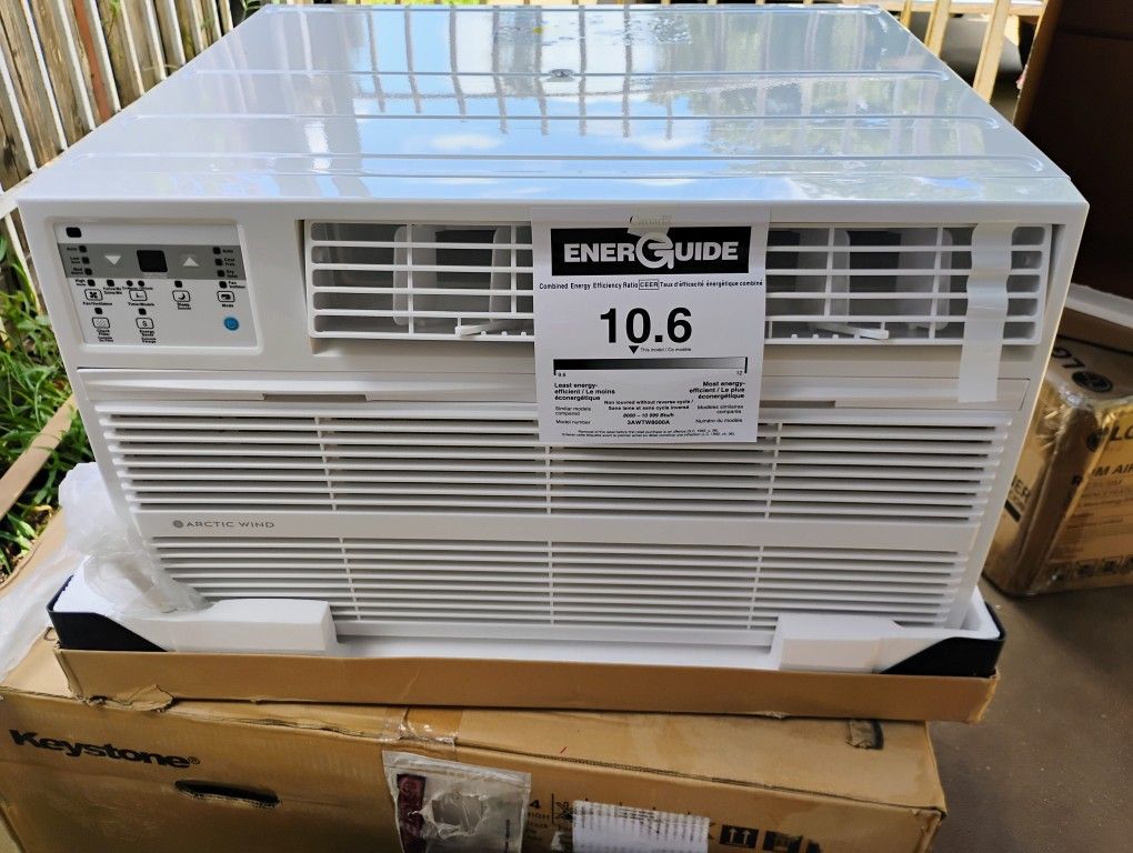 8300 BTU AC Unit 