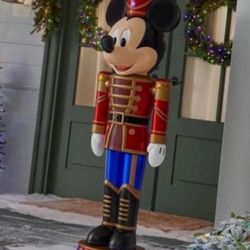 5 ft. LED Holiday Mickey Mouse Nutcracker Holiday Yard Decoration Y48