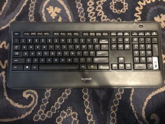 Logitech K800 Keyboard