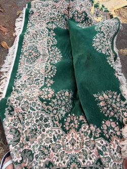 Stevens Large vintage  lightly used rug