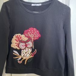 Black Owl Sweater Size Small 