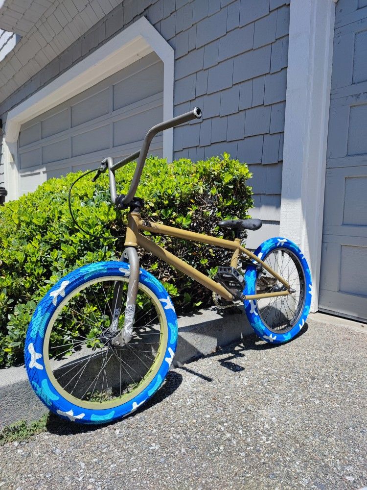 20" FlyBikes BMX Bike