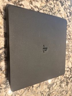PlayStation 4-Console Only