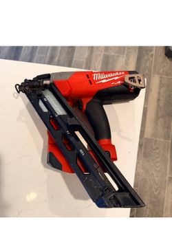 Milwaukee 15ga finish nailer (tool only)