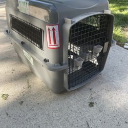 Petmate Sky Kennel TSA-approved 28-inch