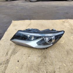 2012-2017 Volkswagen Tiguan Headlight Passenger Right Side 