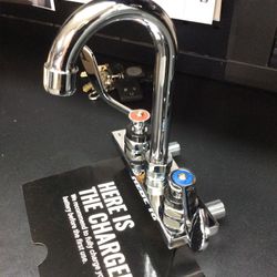 Commercial Wall Fixtures 