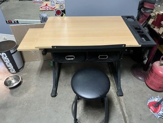 Desk/ Drafting Table