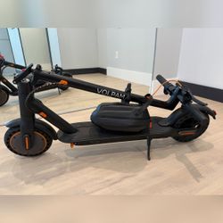 VOLPAM Electric Scooter - Like New - San Diego, CA