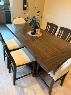 Dinning table