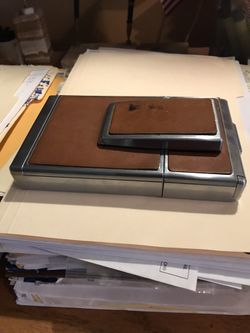 POLAROID SX-70 LAND CAMERA