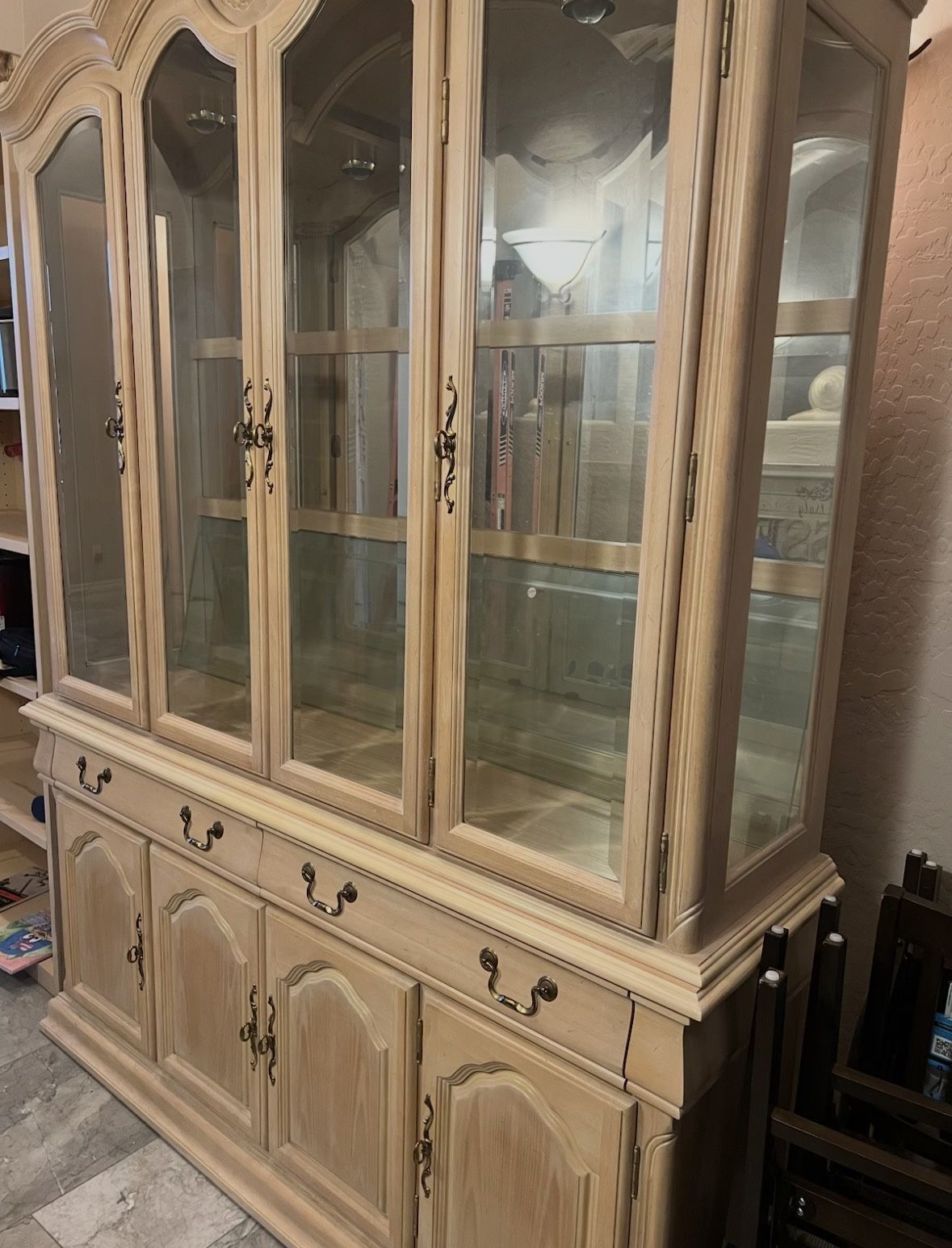 Light Oak China Cabinet / Hutch – Glass Shelves & Lighting