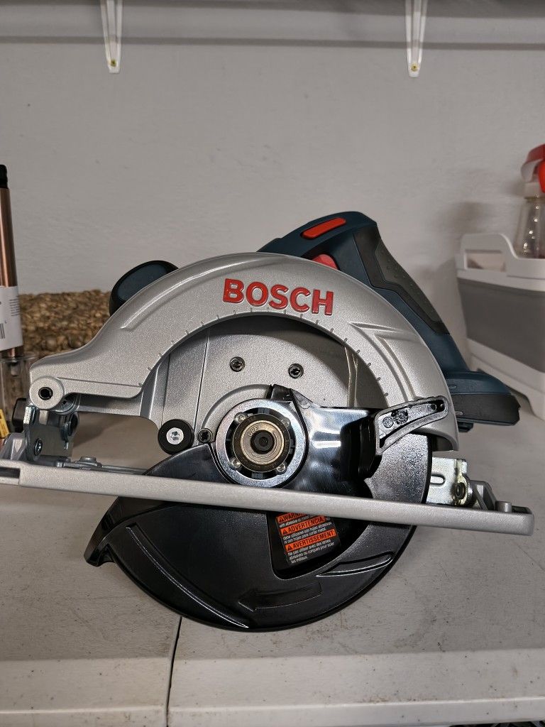 Bosch 18v  CCS180  6 1/2" Circular Saw