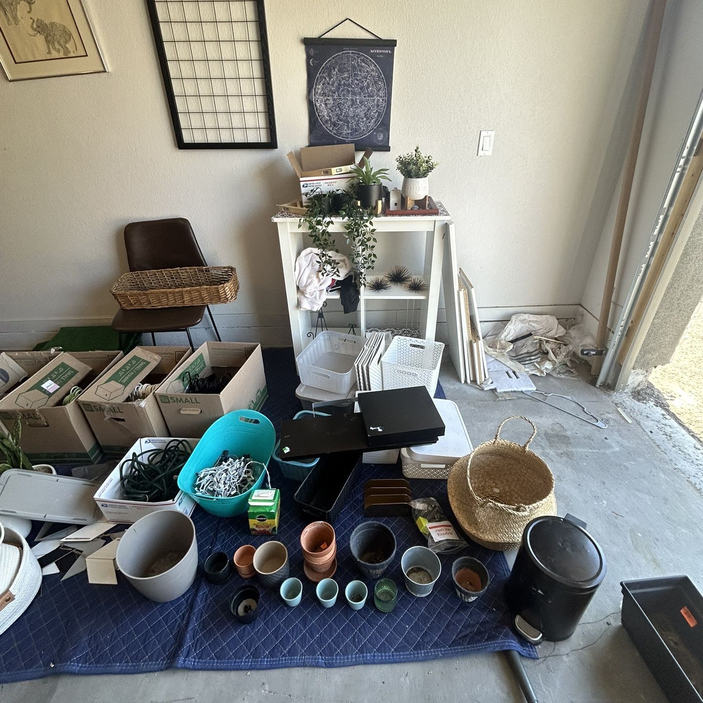 MOVE OUT SALE/ STAGING ITEMS*