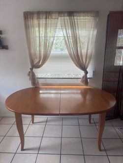 Ethan Allen Dining Table