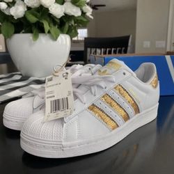 Adidas Gold Sequined Size 7 Womens READ FULL DESCRIPTION 