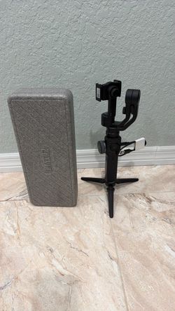 Zhiyun Smooth 4