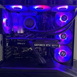 RTX 5070 INTEL i7 14700k UNLOCKED 32GB DDR5 WD 2TB SSD CORSAIR 750W PSU