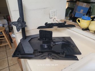 TV mounts/u pick/$15 ea.