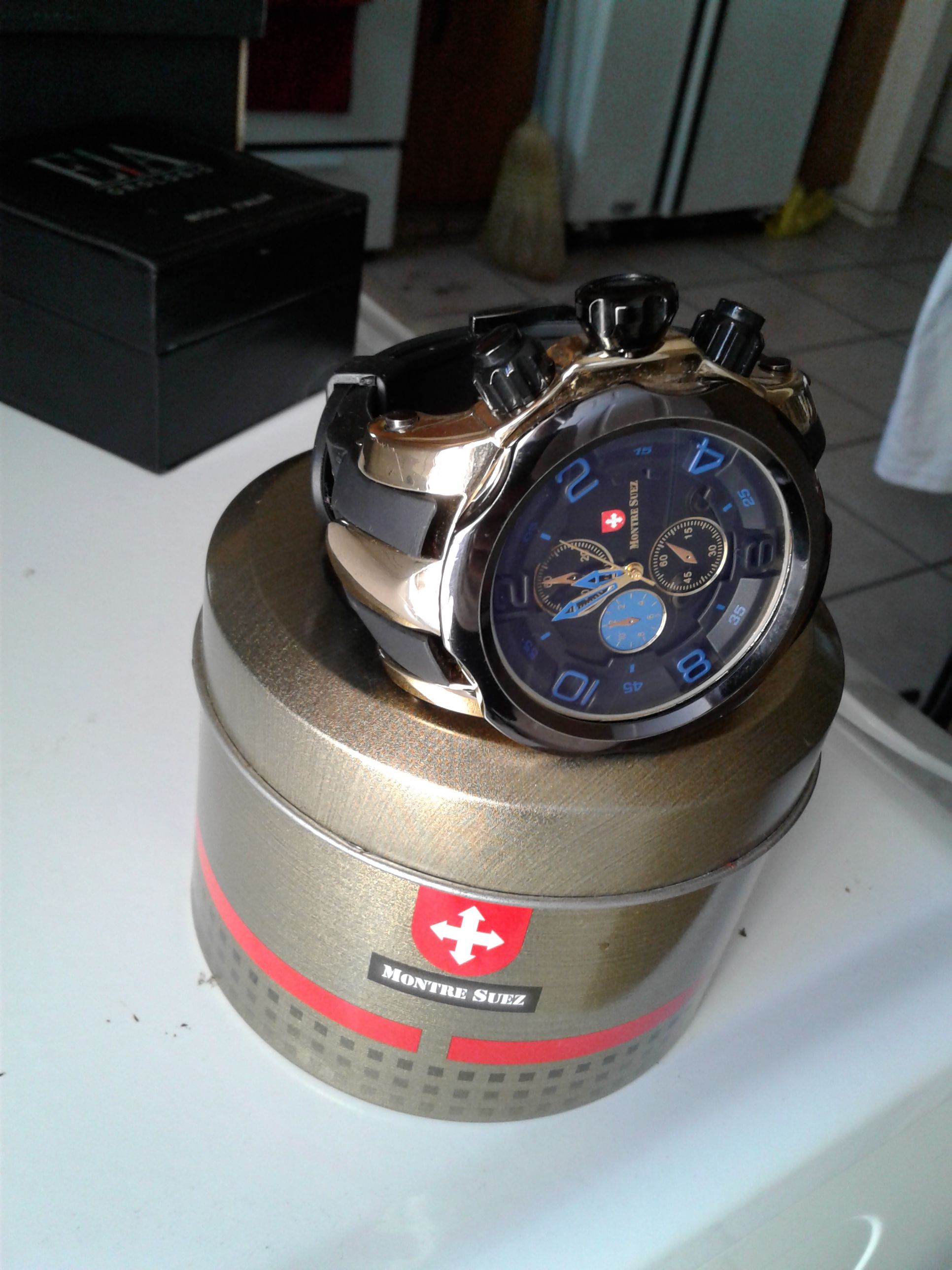 Montre suez mens watch really nice