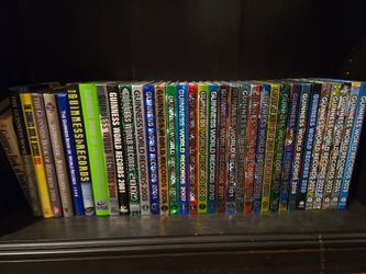 Guinness book of world records books