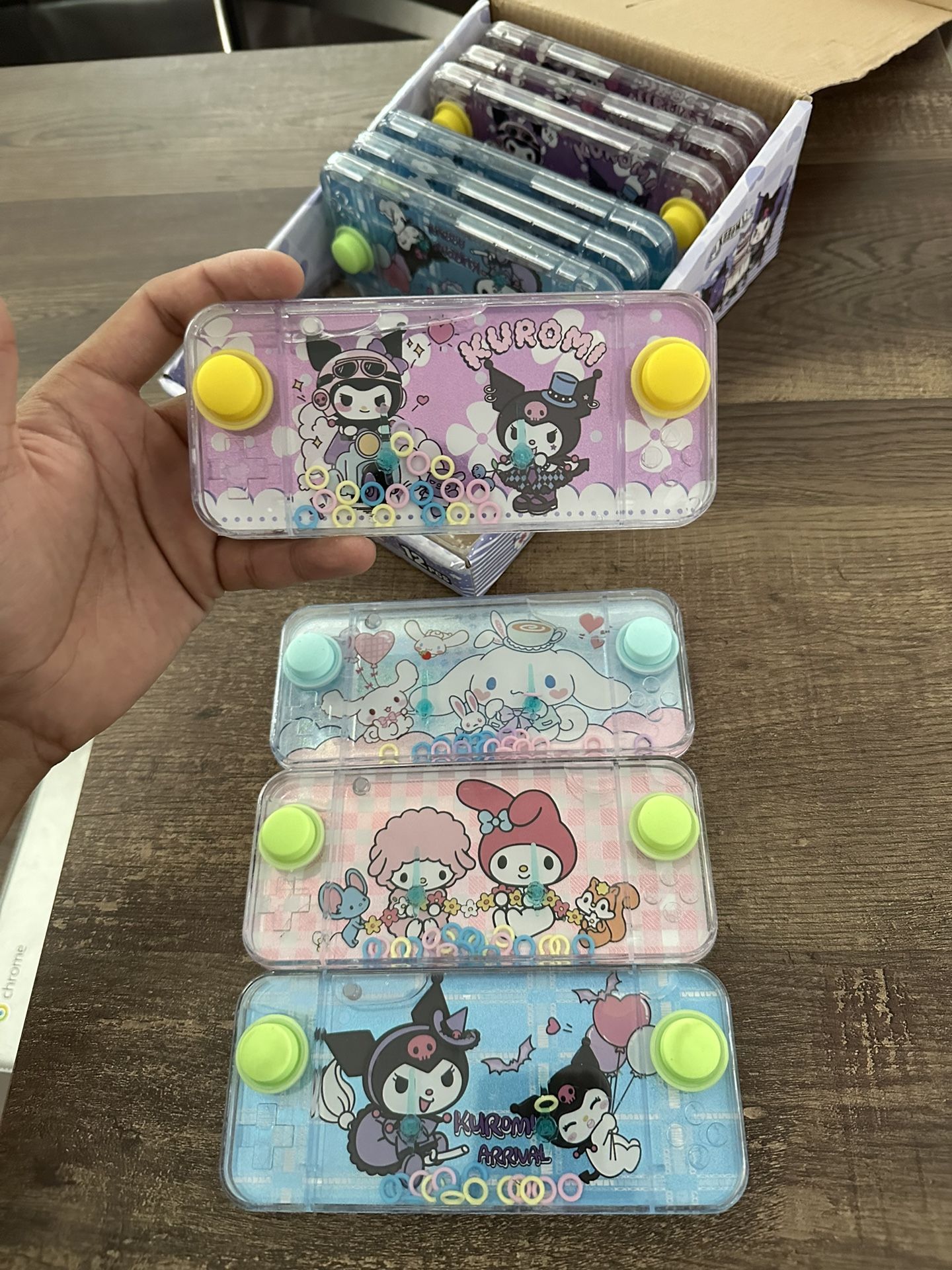 Karumi Cinnamon Roll Hello Kitty Water Toys