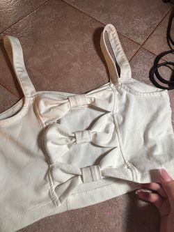 Cutee white top