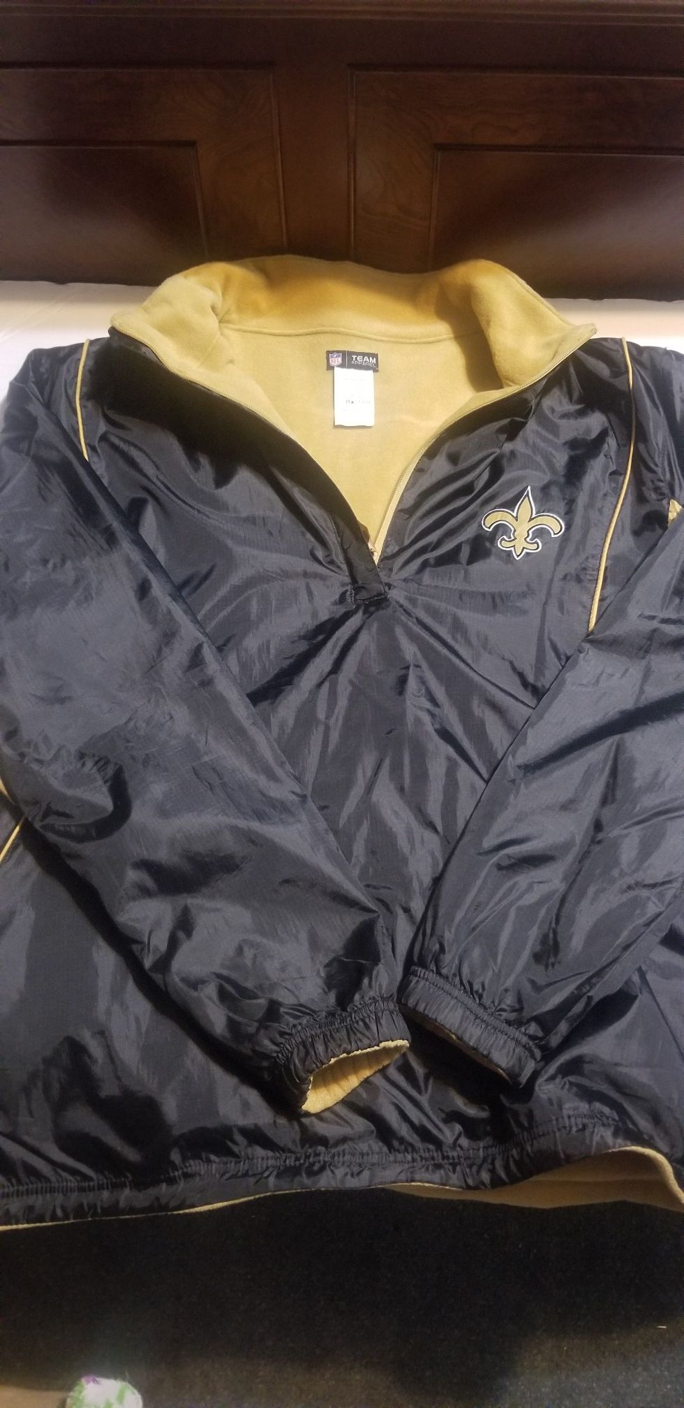 NFL TEAM REVERSEABLE NEW ORLEANS SAINTS PULLOVER JACKET SZ.M